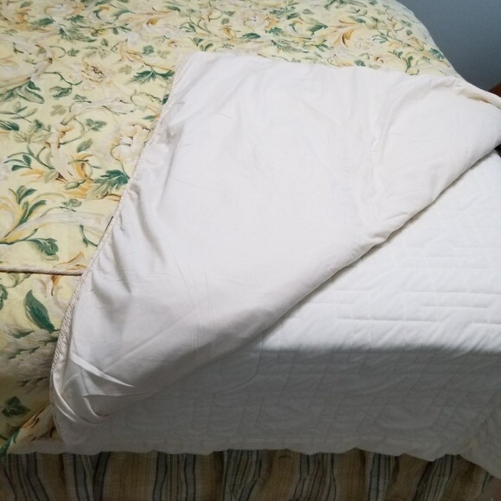 EUC Waverly Queen / Full Duvet set - Picture 3 of 13